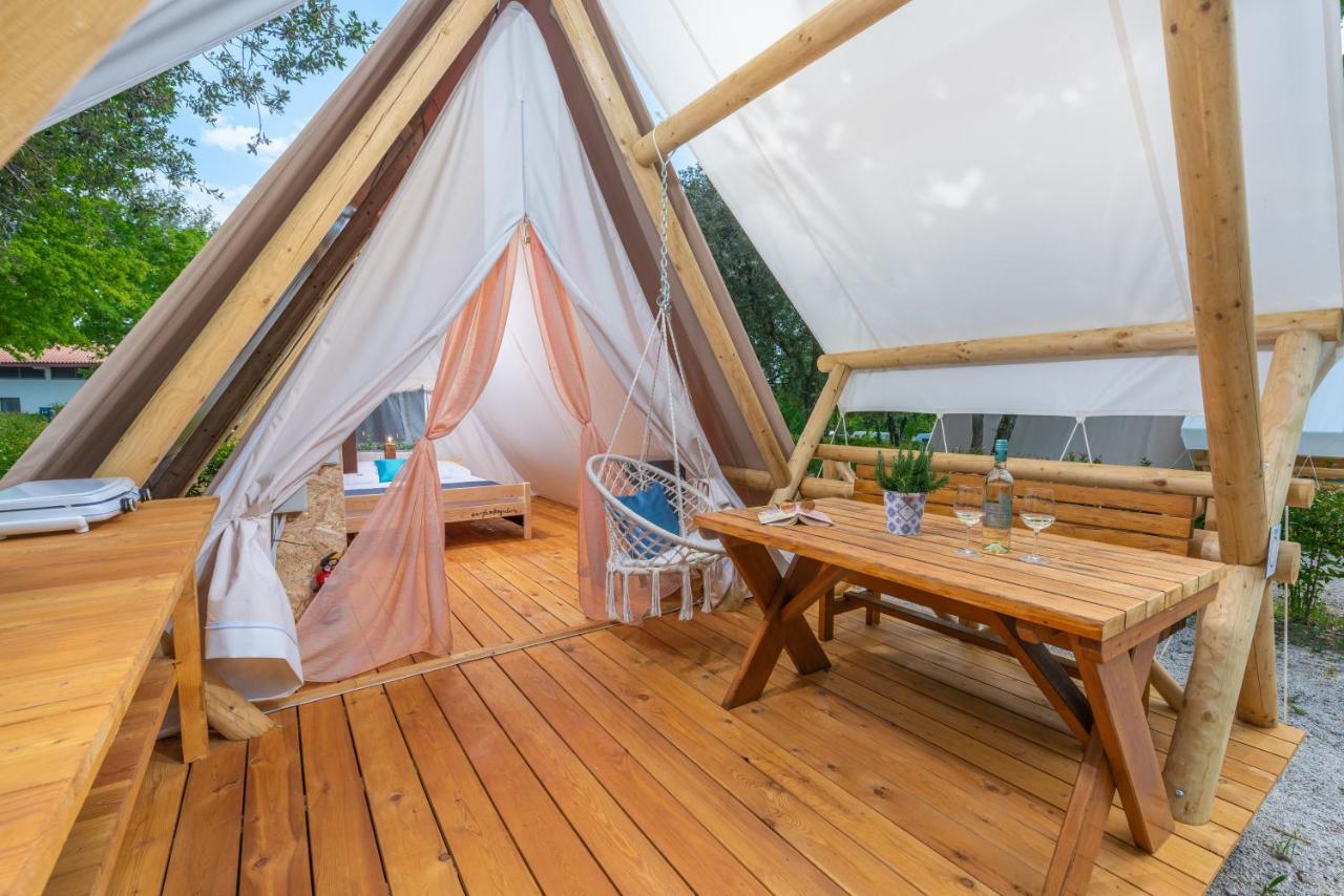Eco Glamping- Fkk Nudist Camping Solaris Poreč Exterior foto