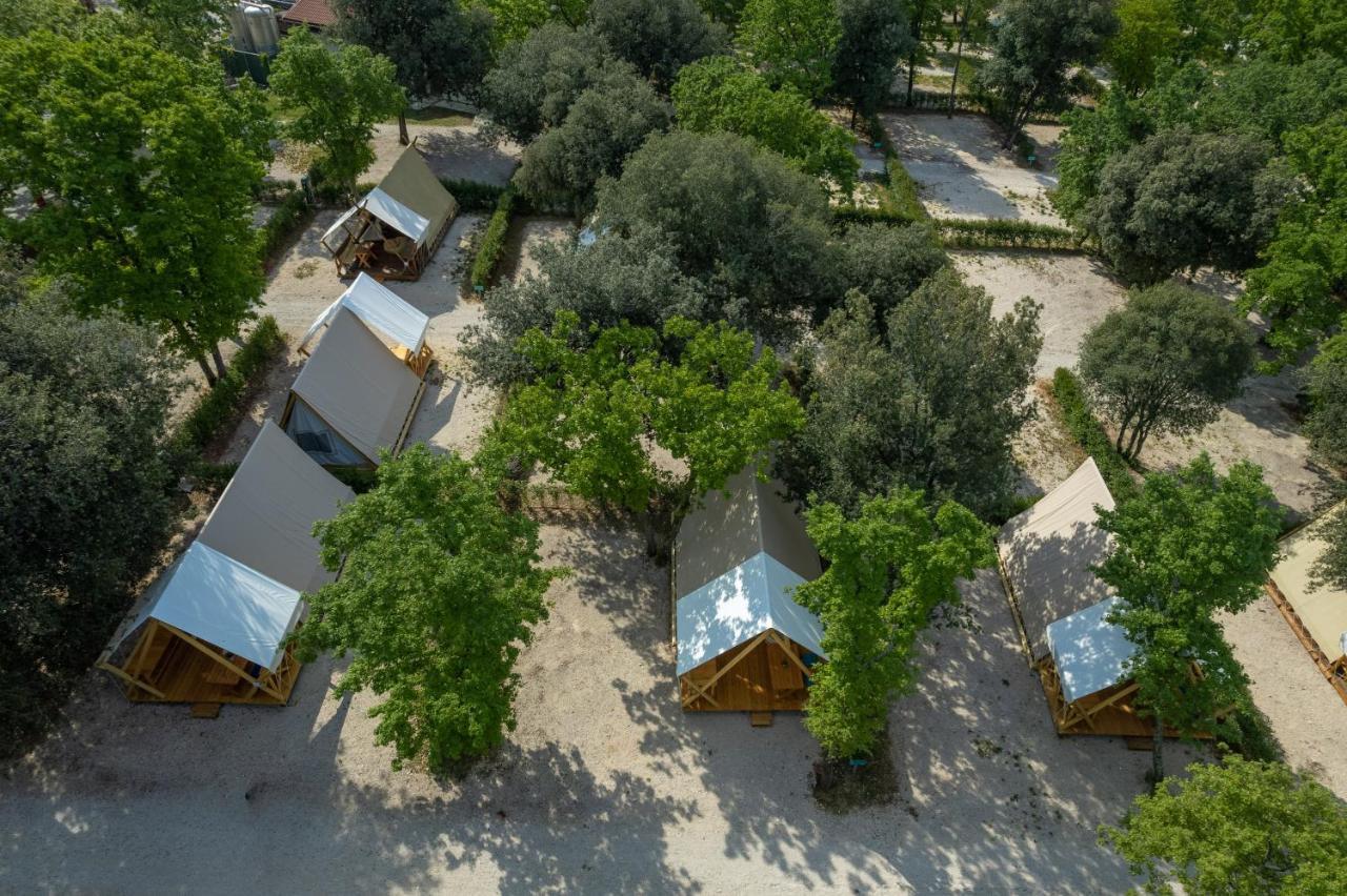 Eco Glamping- Fkk Nudist Camping Solaris Poreč Exterior foto